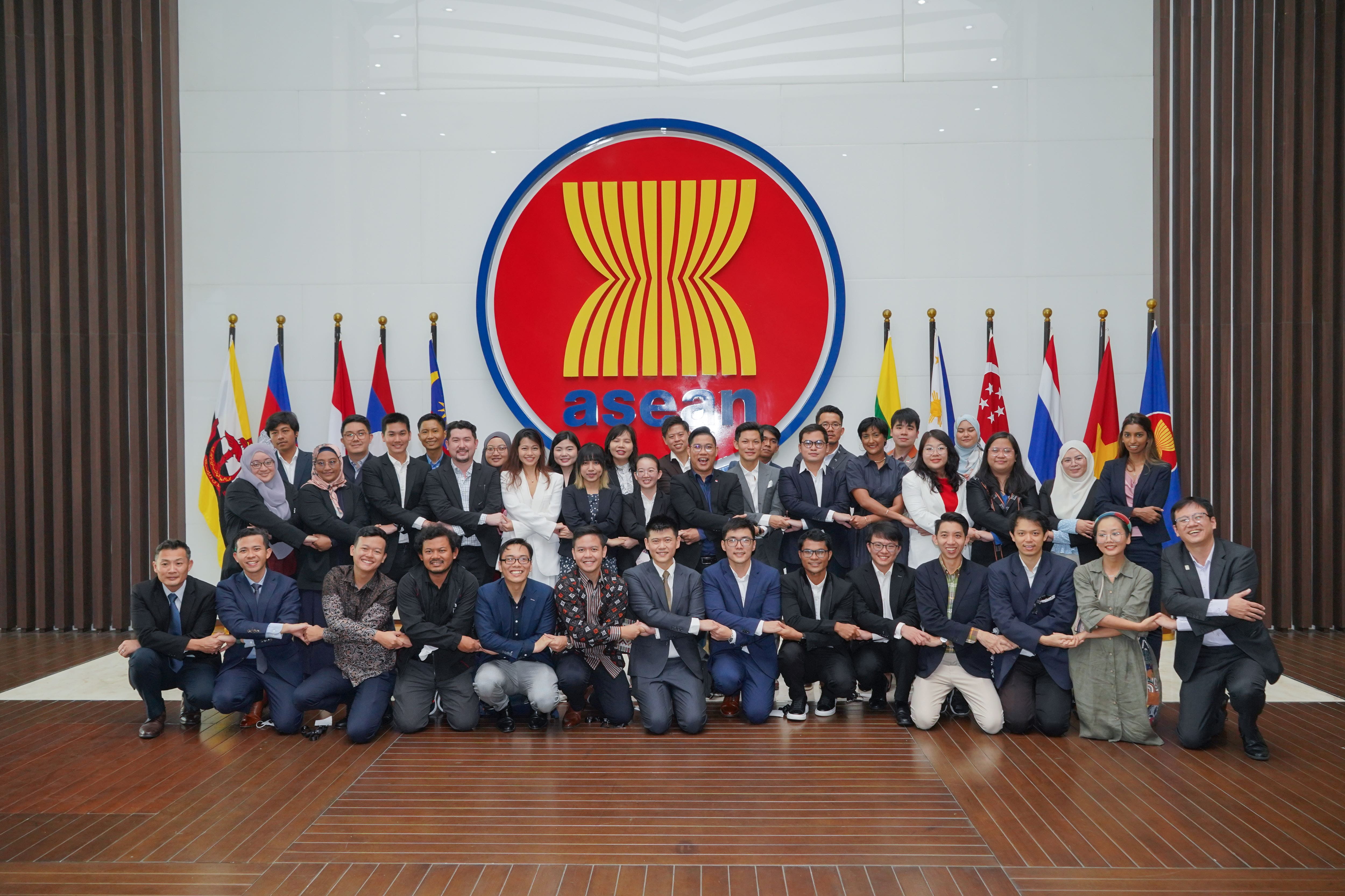 Group photo at the ASEAN Secretariat 