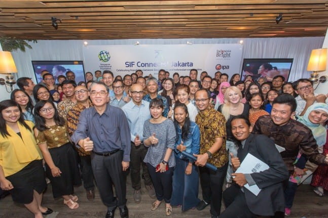 Singaporean and Indonesian communities celebrating the enduring friendships that form the rich tapestry of relations at the people-to-people level, nurtured through SIF programmes in Indonesia since 1992