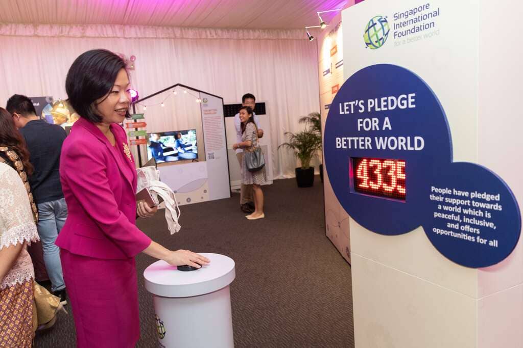 Our Guest-of-Honour Senior Minister of State Ms Sim Ann made her pledge for a better world at ShiOK! Nite – one which is peaceful, inclusive, and offers  opportunities for all